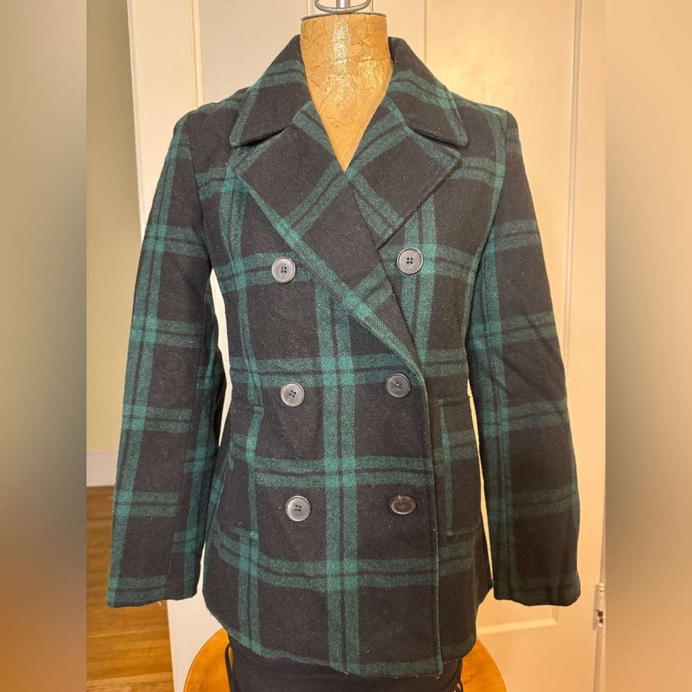 Old Navy Women’s Black and Green Plaid Coat